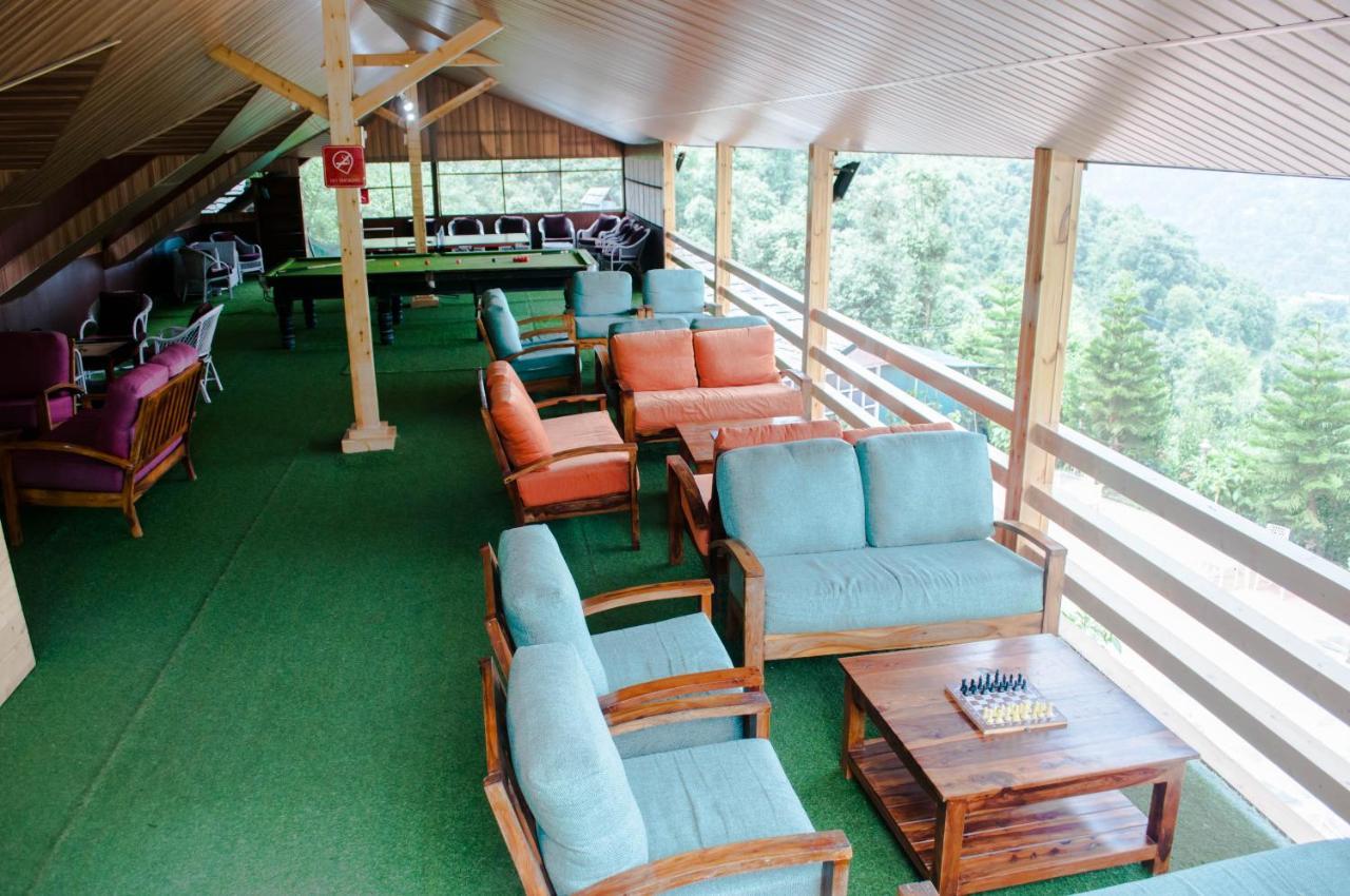 Oakwood Hamlet Resort Shimla Exterior foto