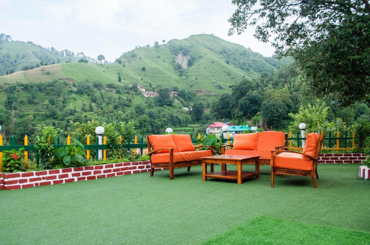 Oakwood Hamlet Resort Shimla Exterior foto