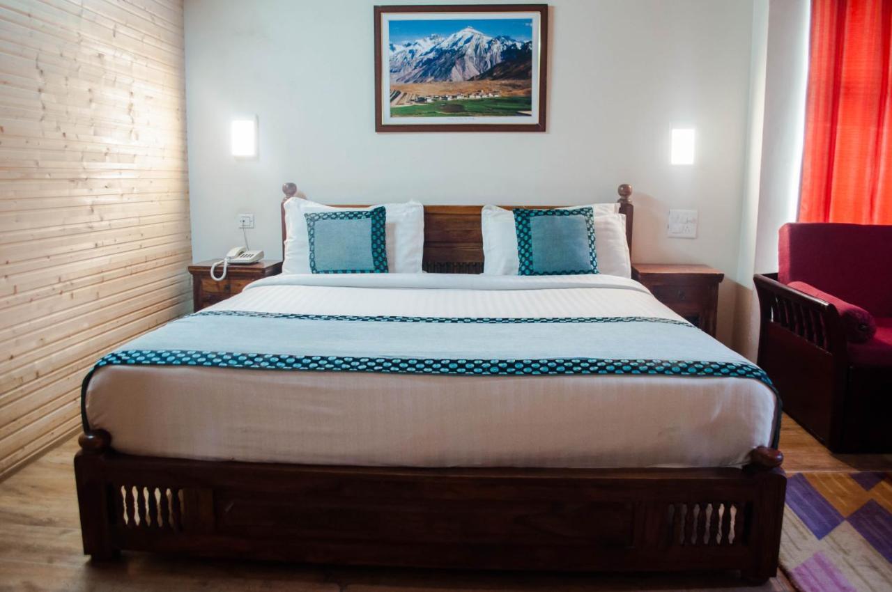 Oakwood Hamlet Resort Shimla Exterior foto