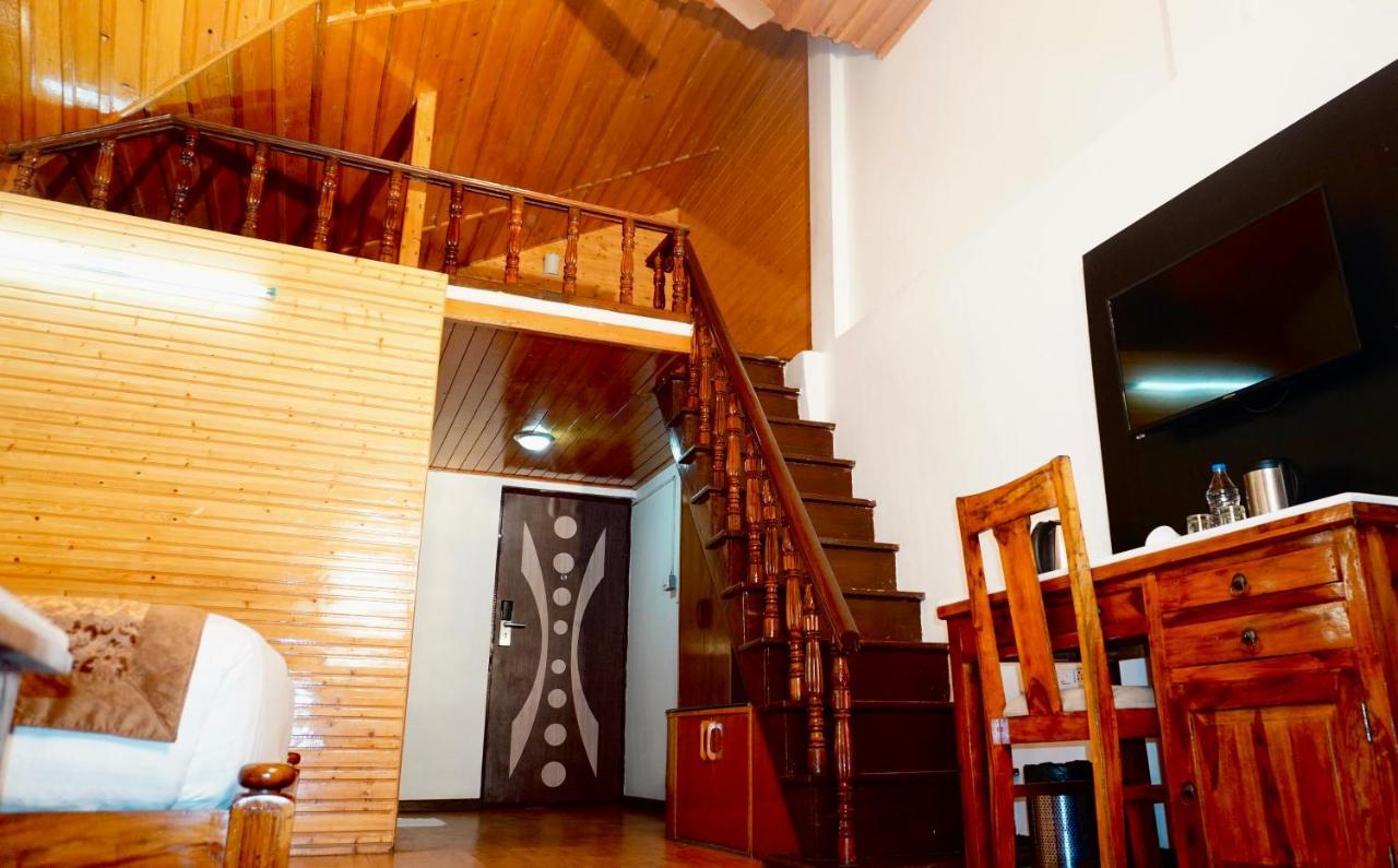 Oakwood Hamlet Resort Shimla Exterior foto