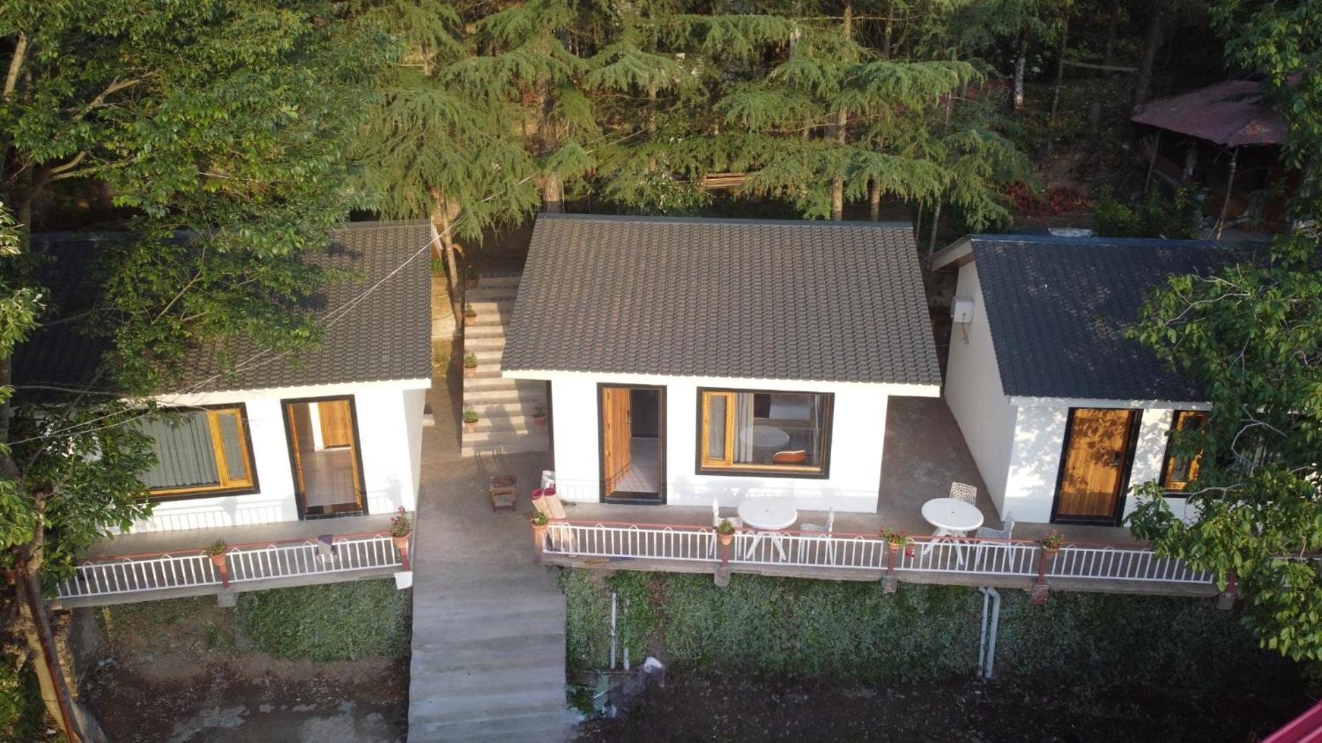 Oakwood Hamlet Resort Shimla Exterior foto